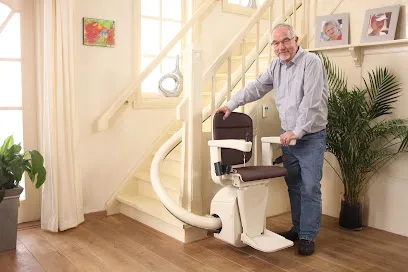 Image de ARATAL ATTRACTIVE MOBILITY - Monte escaliers, plateformes élévatrices PMR, monte charge